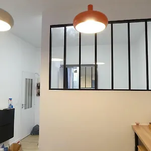Apartment Voltaire, Paris